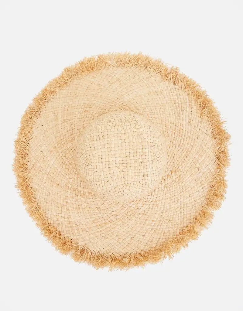 Pamela Beige - Waneta