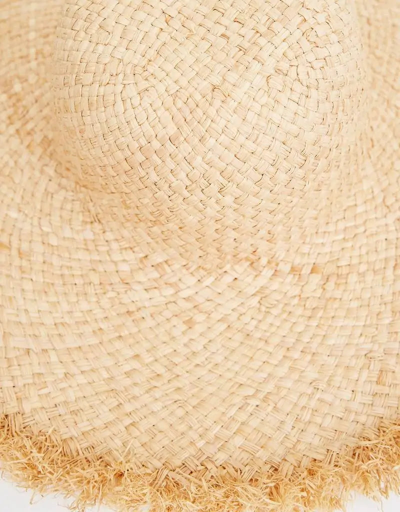 Pamela Beige - Waneta