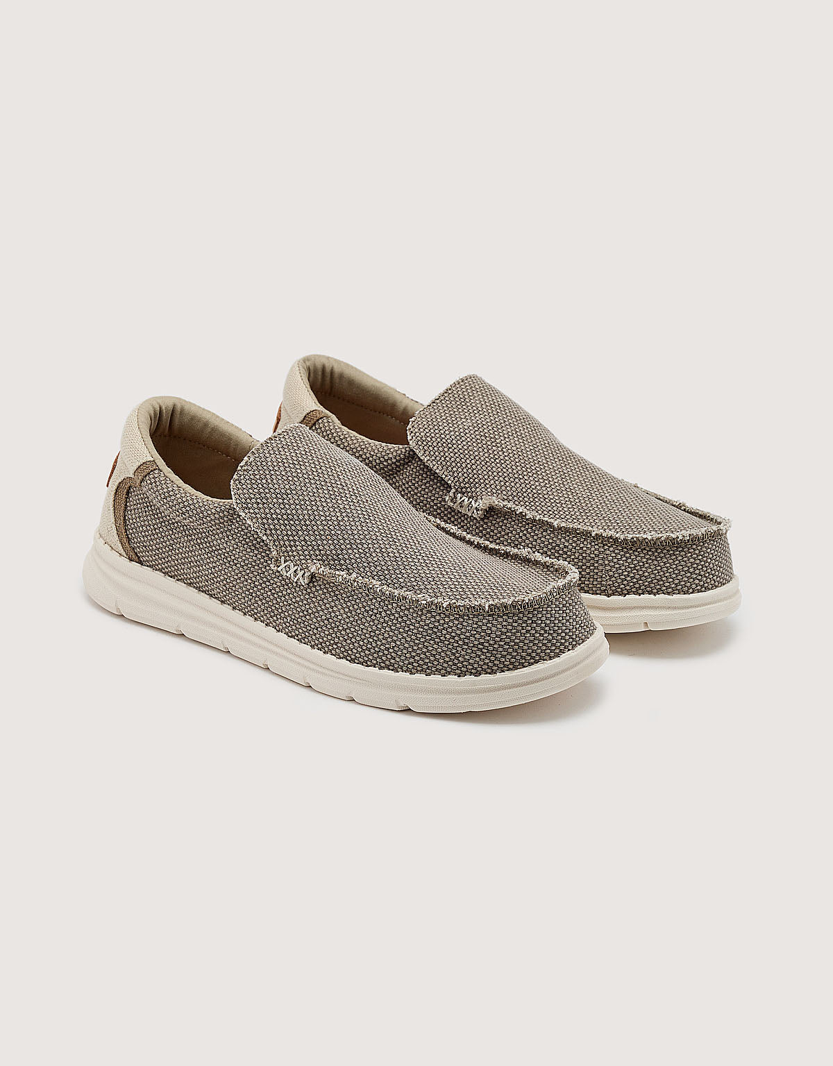 Zapato Casual Wallabee Marrón Grafito - Keeper