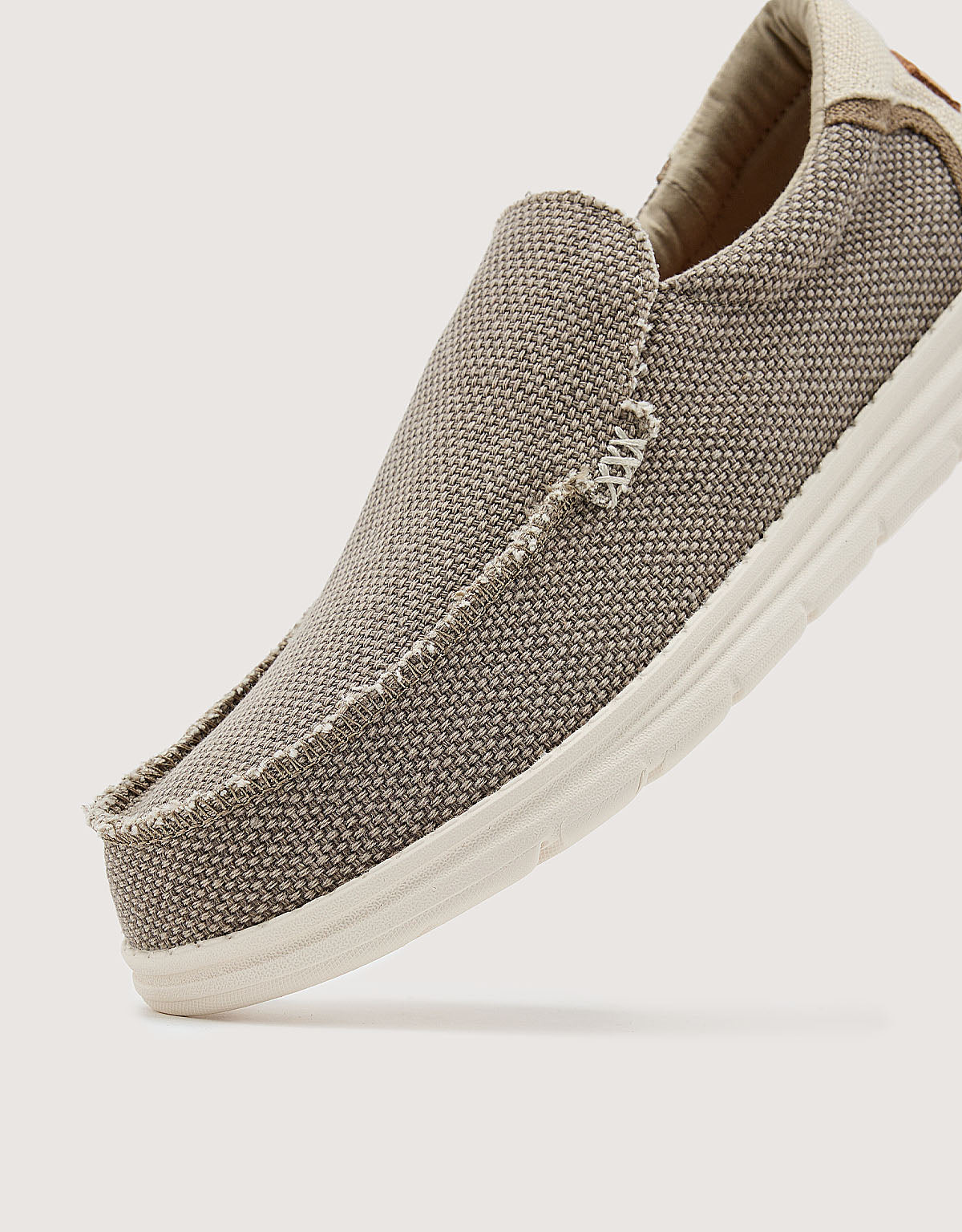 Zapato Casual Wallabee Marrón Grafito - Keeper