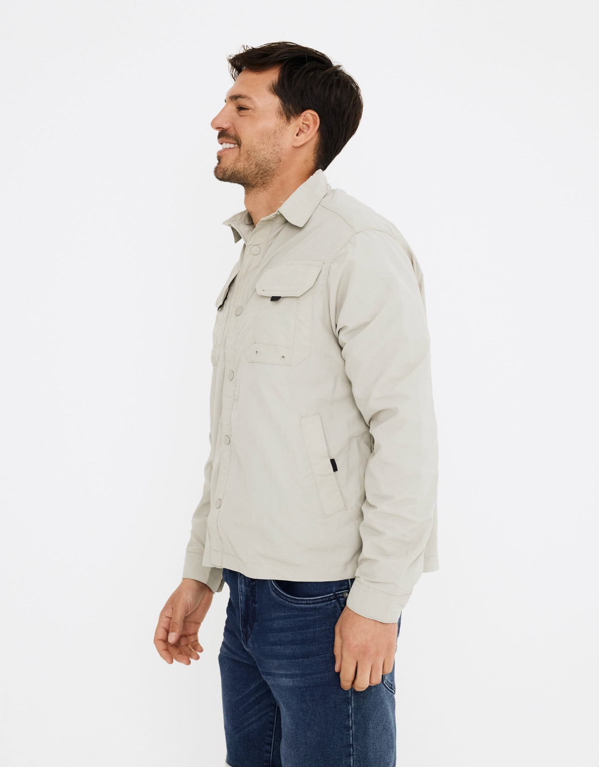 Sobrecamisa bolsillos gris 3