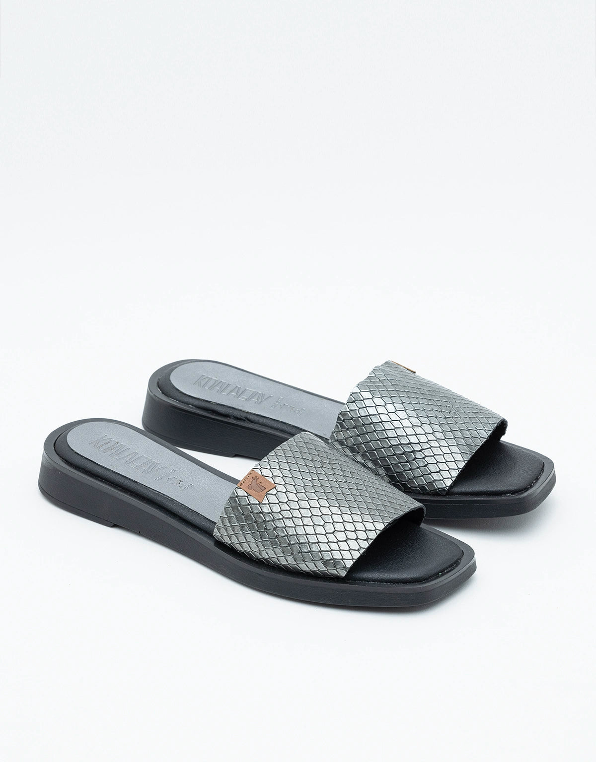 Sandalias Planas Plata - Kioto