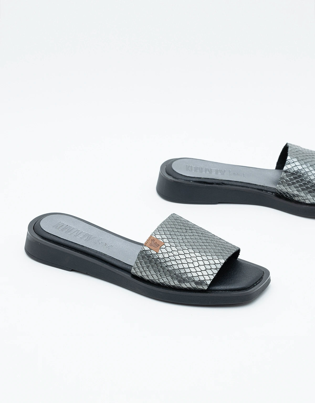 Sandalias Planas Plata - Kioto