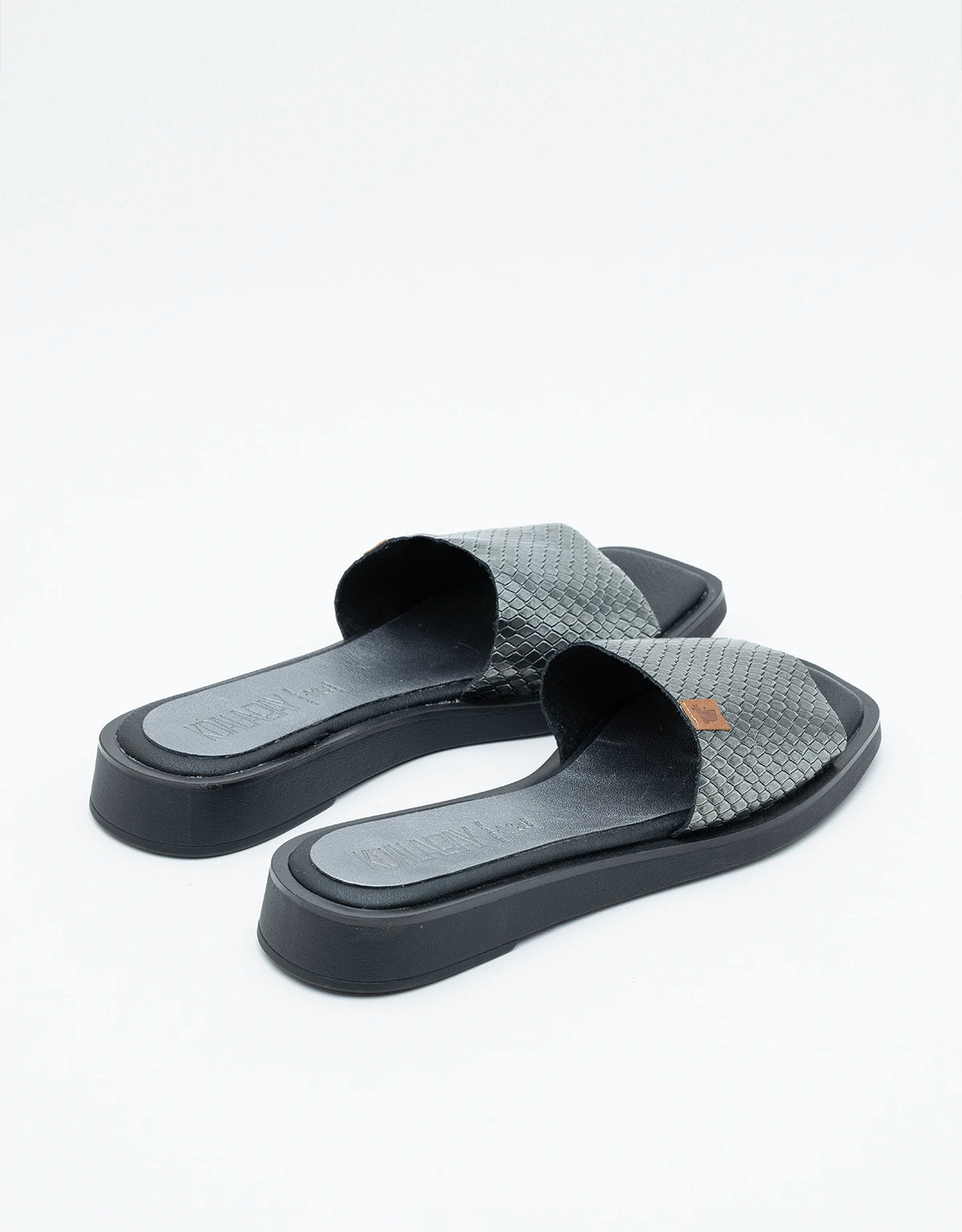 Sandalias Planas Plata - Kioto