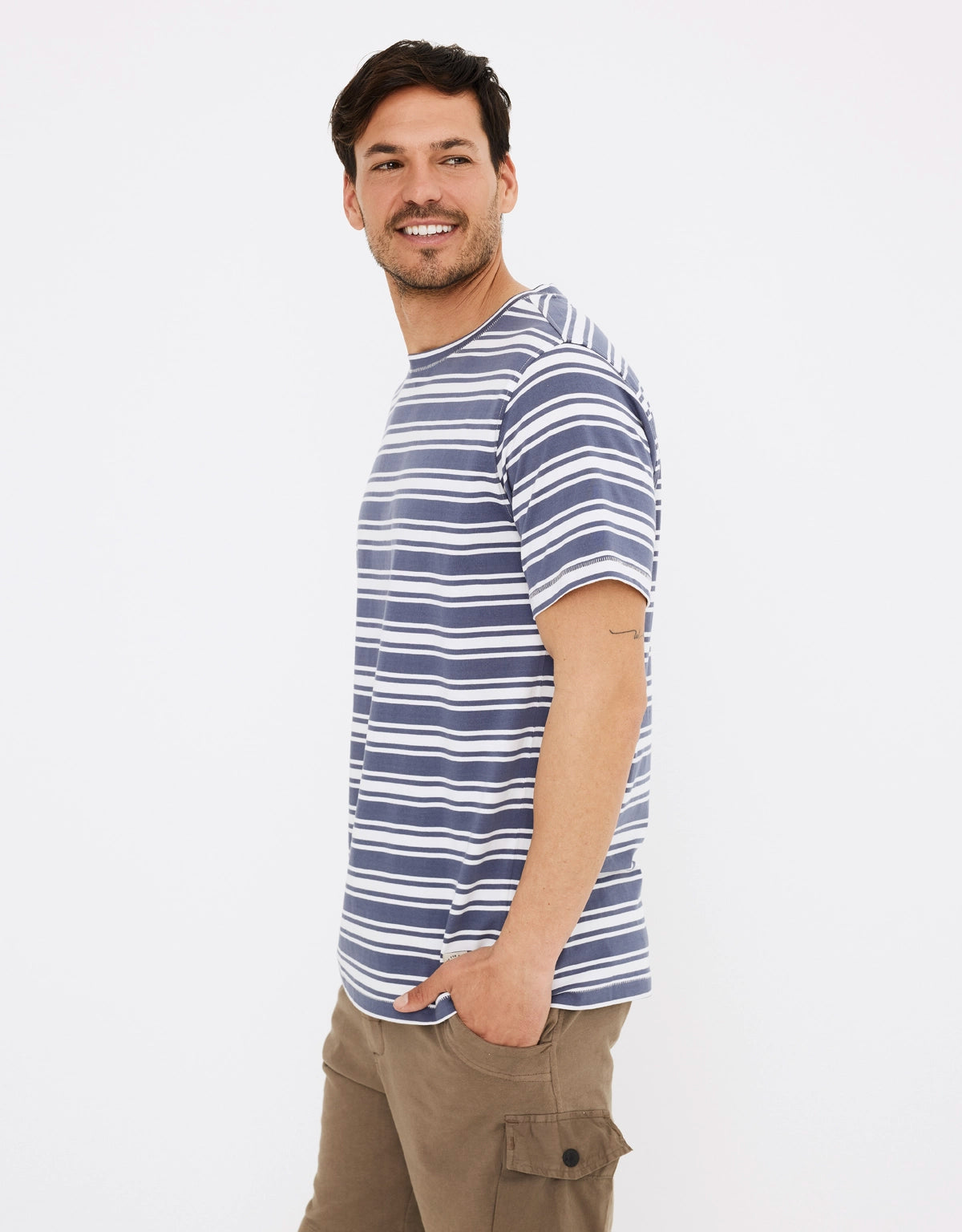 Camiseta Manga Corta Rayas Azul- Hari 3