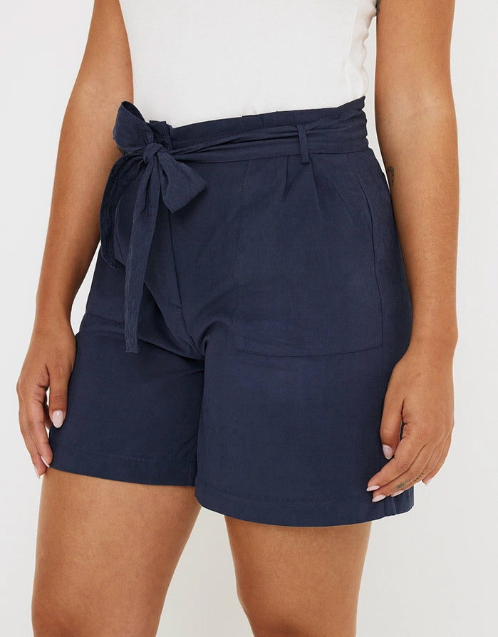 Bermuda Corta con Cinturón - Valiana