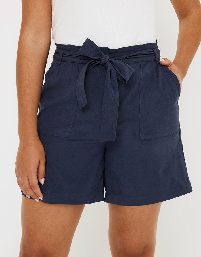 Bermuda Corta con Cinturón - Valiana