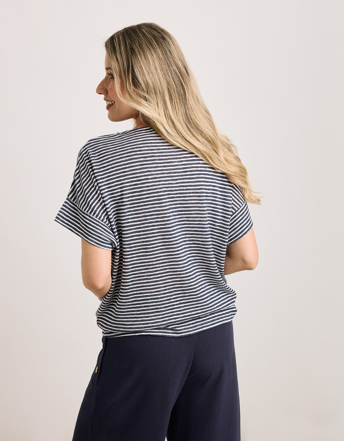 Camiseta Manga Corta Azul Marino - Solfidea