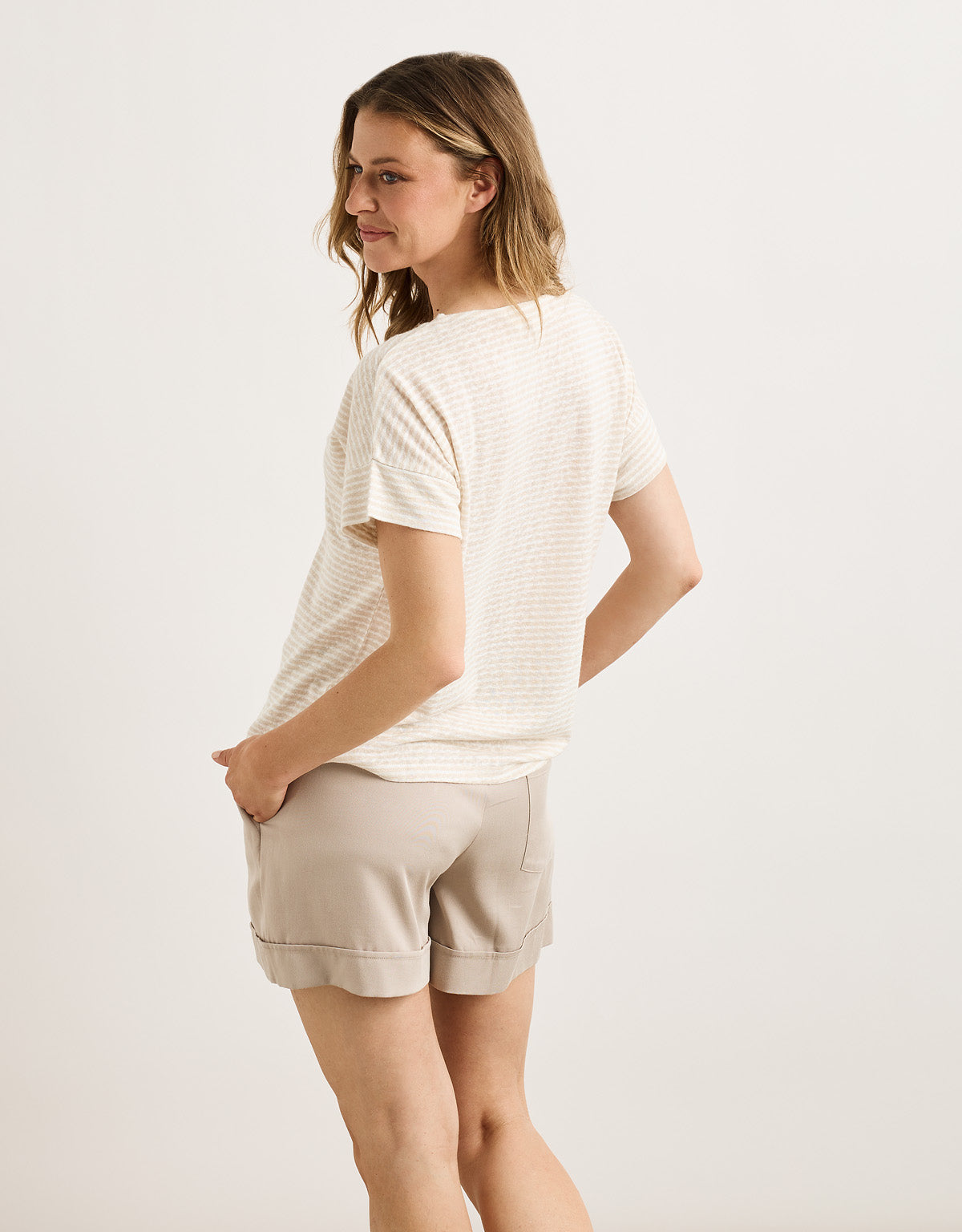 Camiseta Manga Corta Beige - Solfidea 3