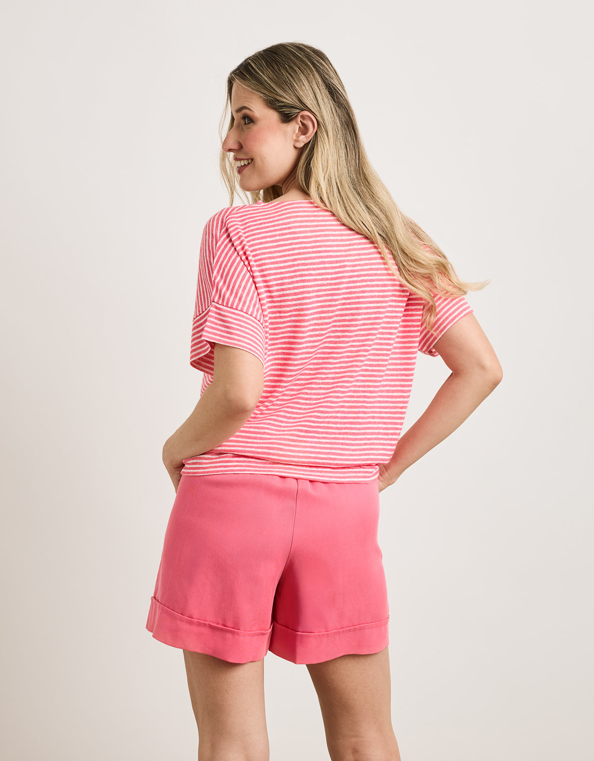 Coral Short-Sleeved T-Shirt - Solfidea
