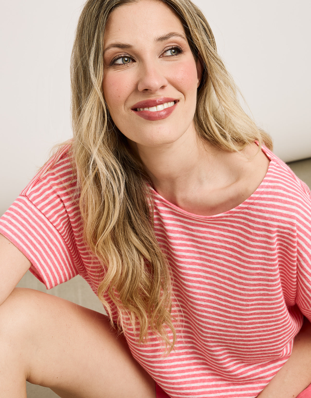 Coral Short-Sleeved T-Shirt - Solfidea