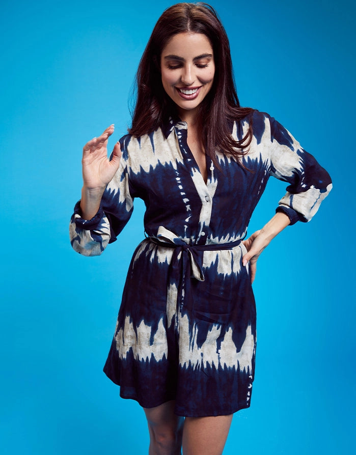 Short Shirt Collar Dress - Rabbi