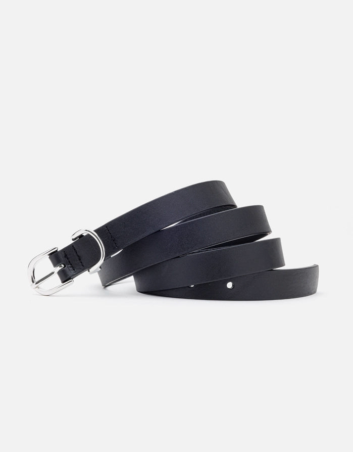 Schmaler Ledergürtel in Schwarz - Marisa