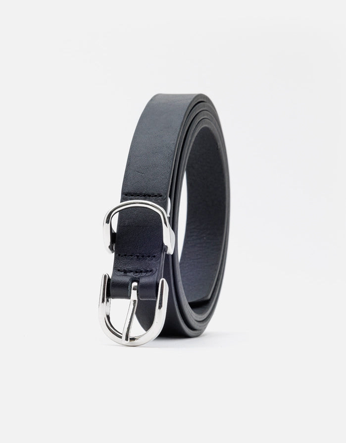 Schmaler Ledergürtel in Schwarz - Marisa