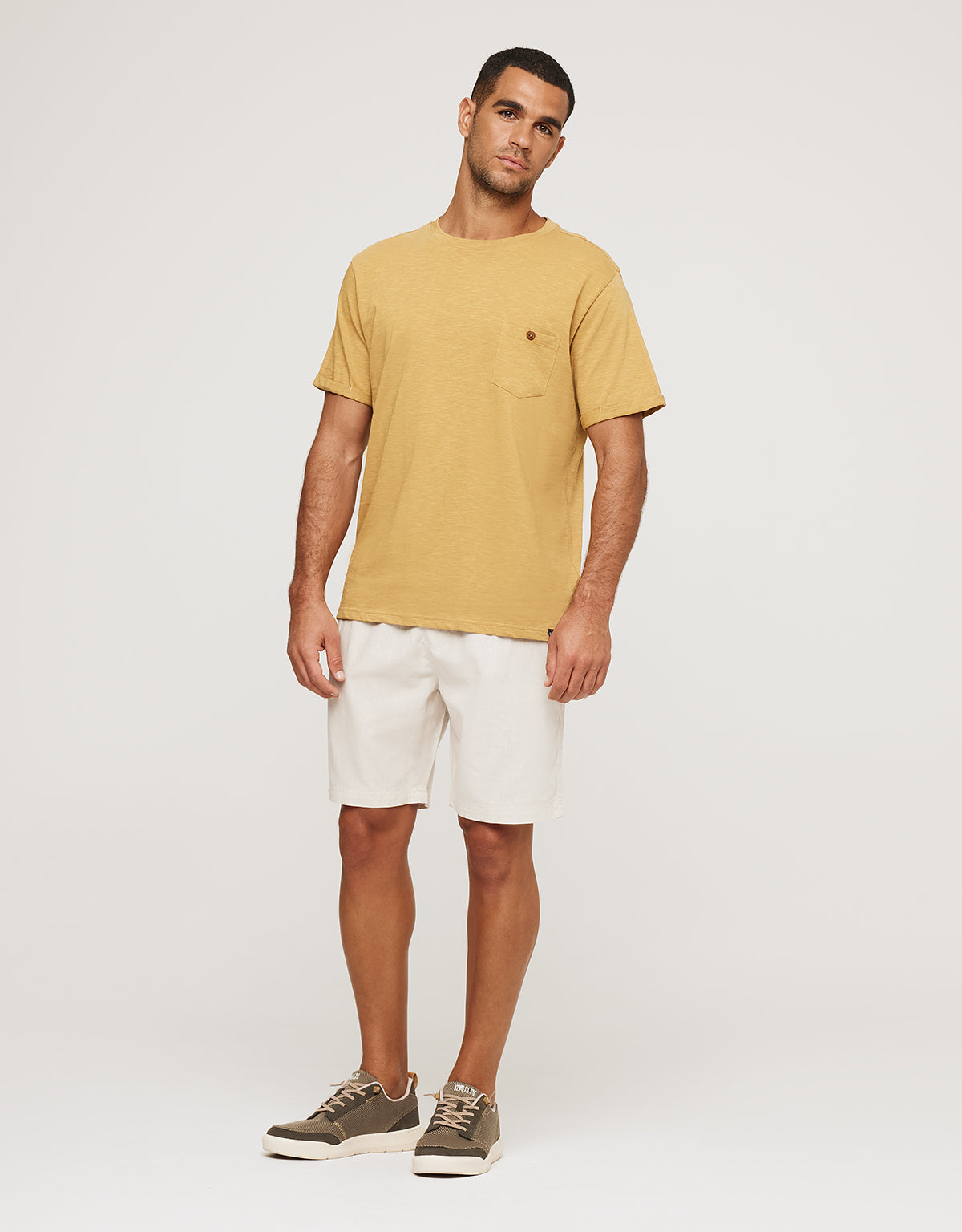 Camiseta Manga Corta Mostaza - Button