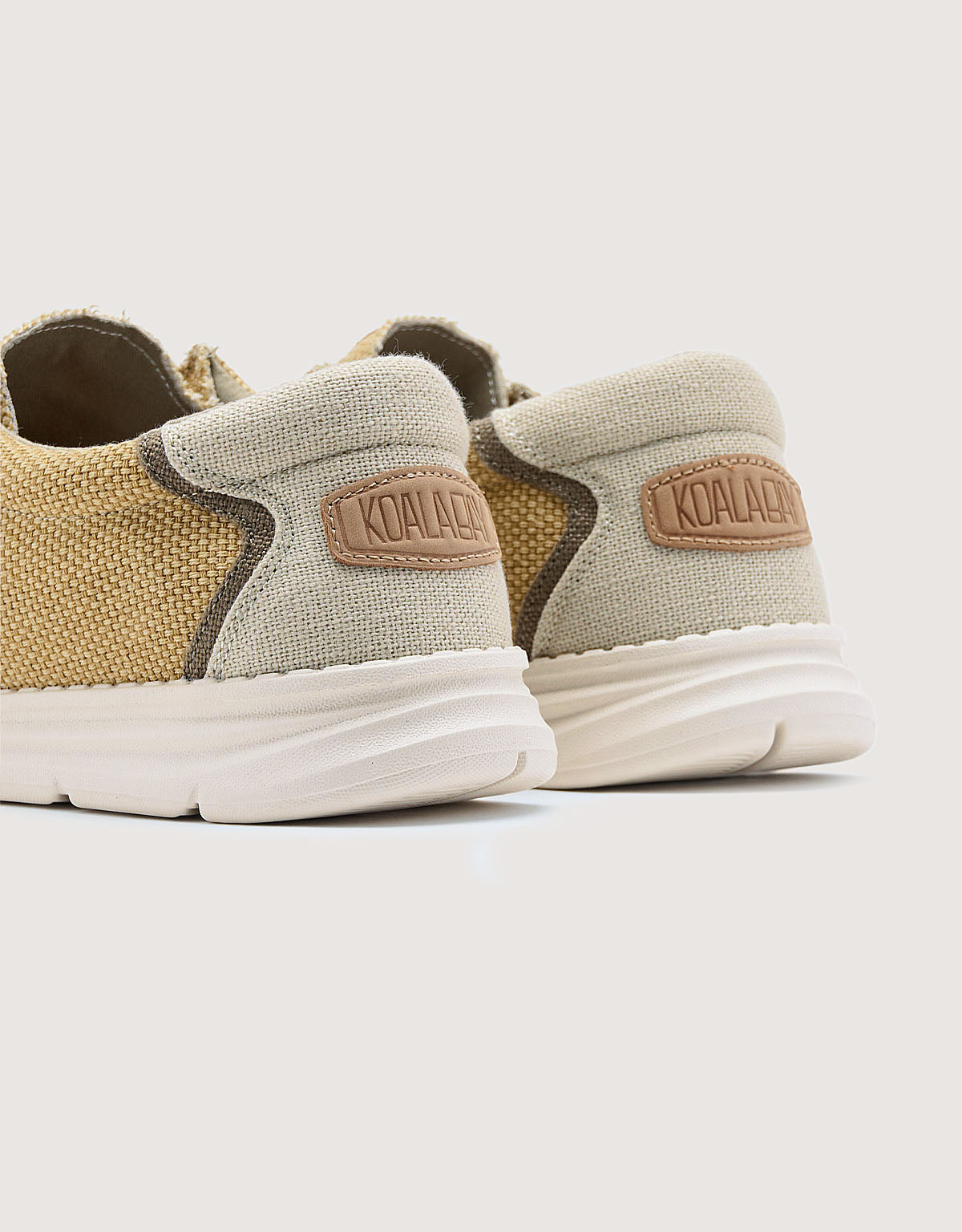 Zapato Casual Wallabee Amarillo - Suprema 6