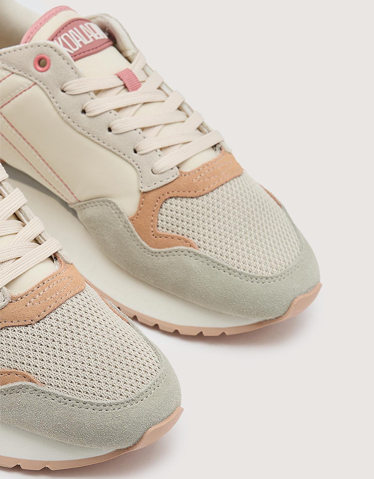 Zapatillas Sneaker Beige - Saturn