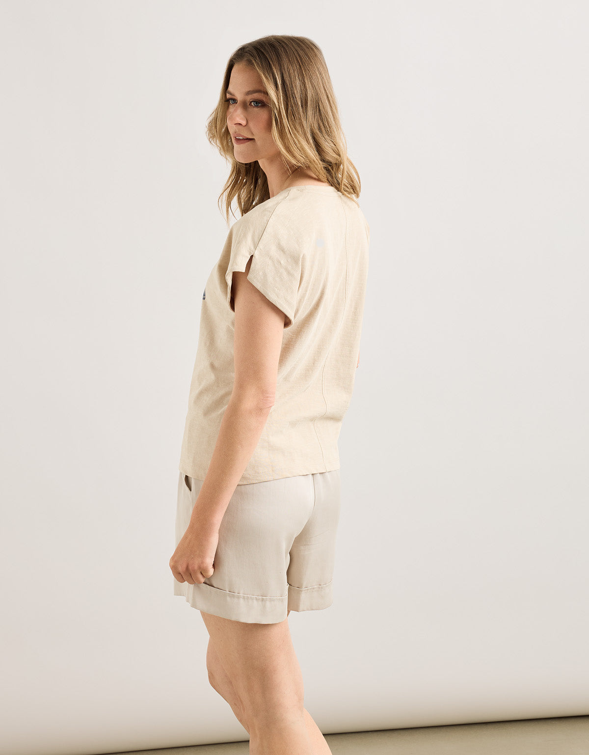 Camiseta Manga Corta Beige - Idoran 3