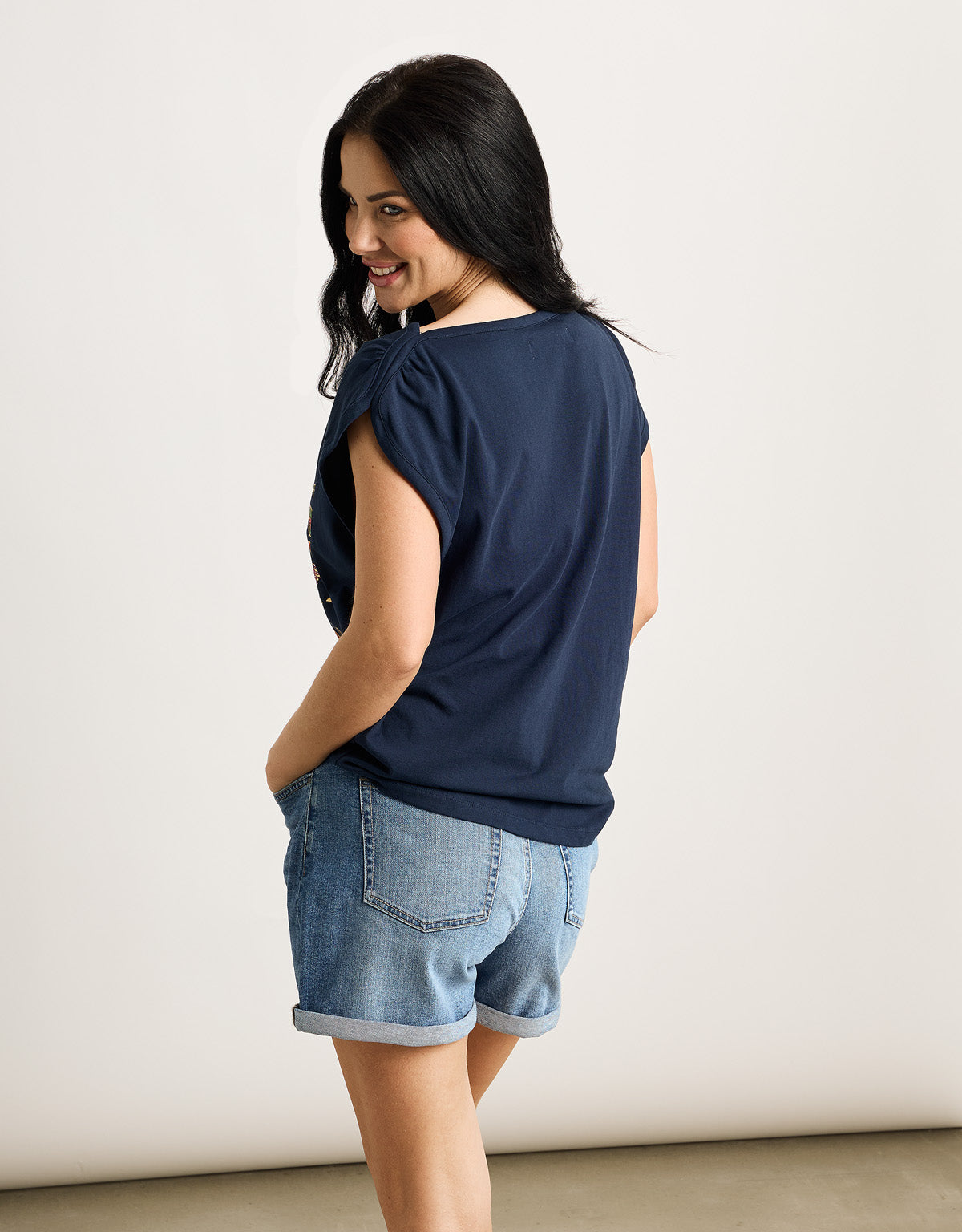 Camiseta Manga Corta Azul Marino - Oreana 2