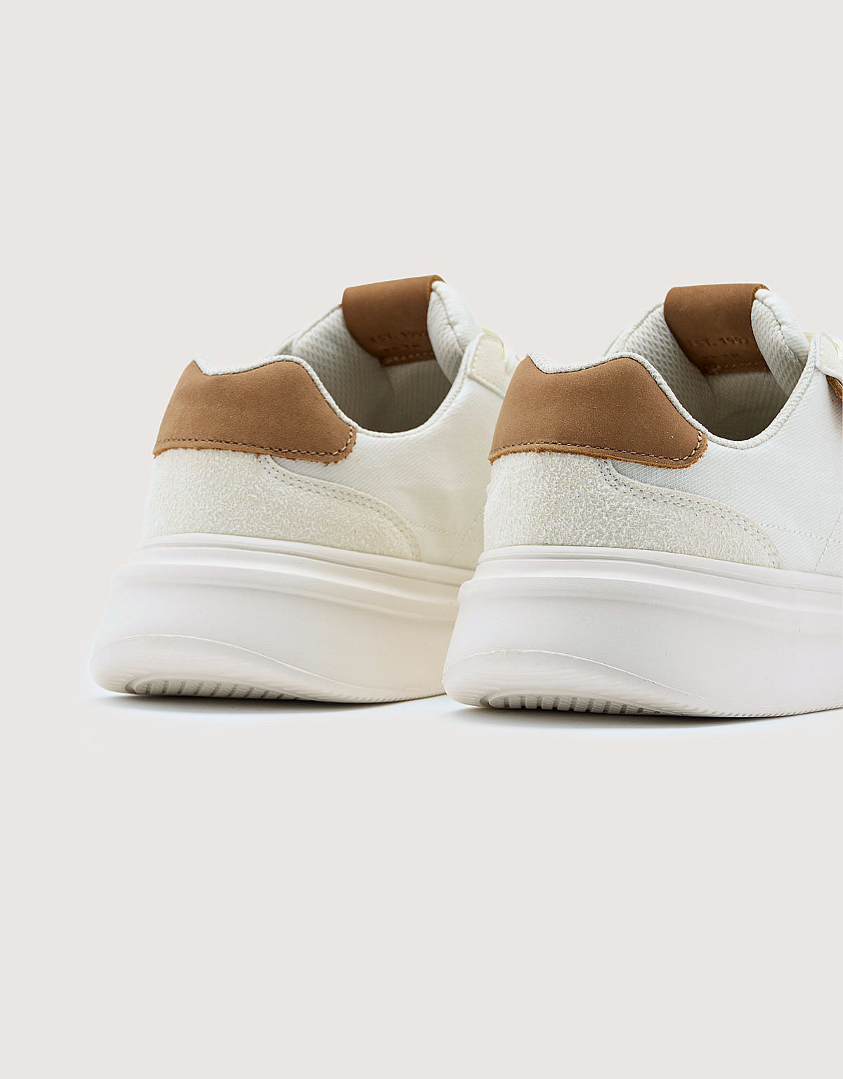 Weiße Turnschuhe - Estella