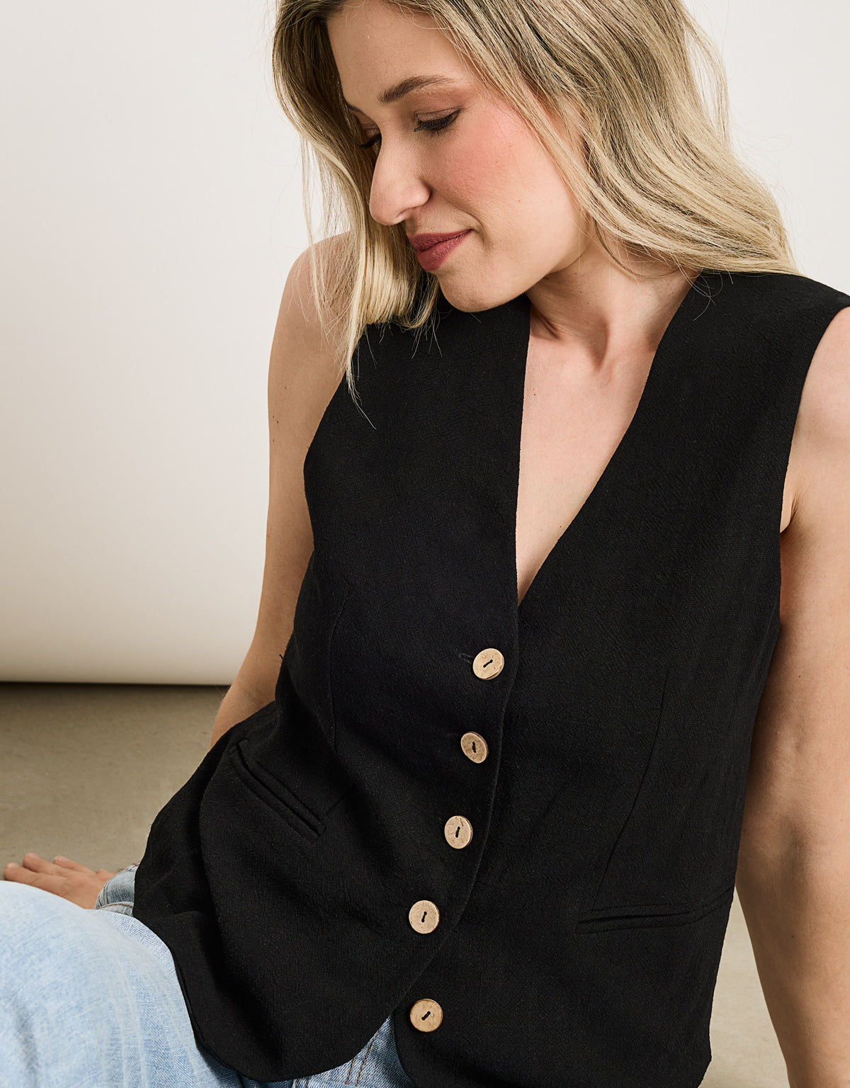 Chaleco Negro - Chai 2