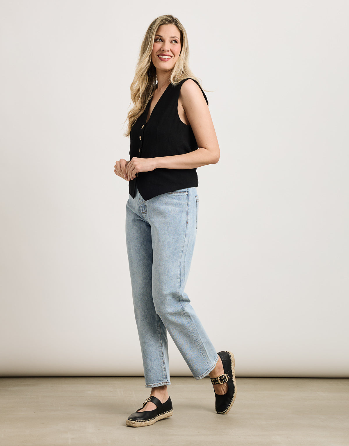 Chaleco Negro - Chai 5