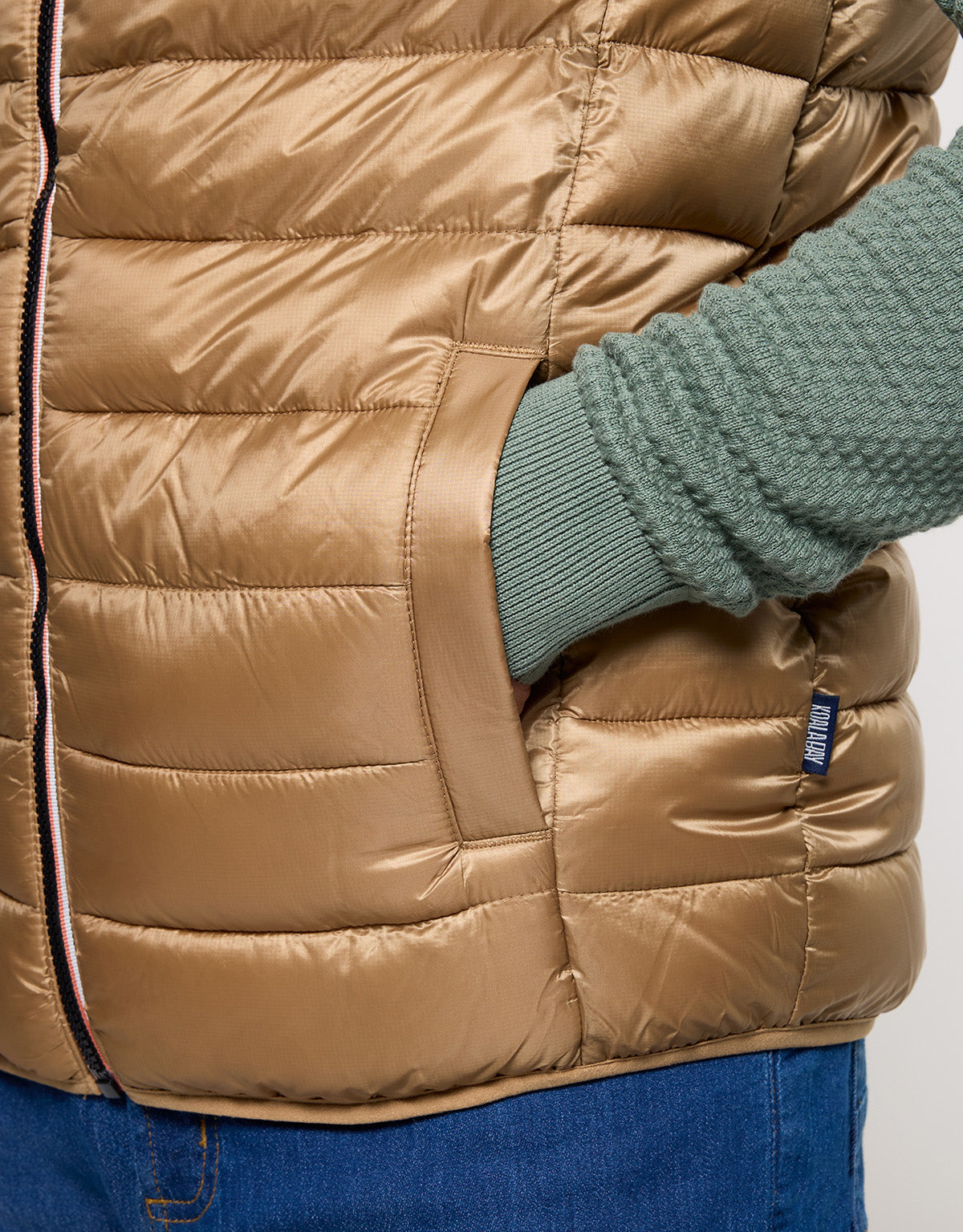 Chaleco Dorado con Capucha - Gisborne 7