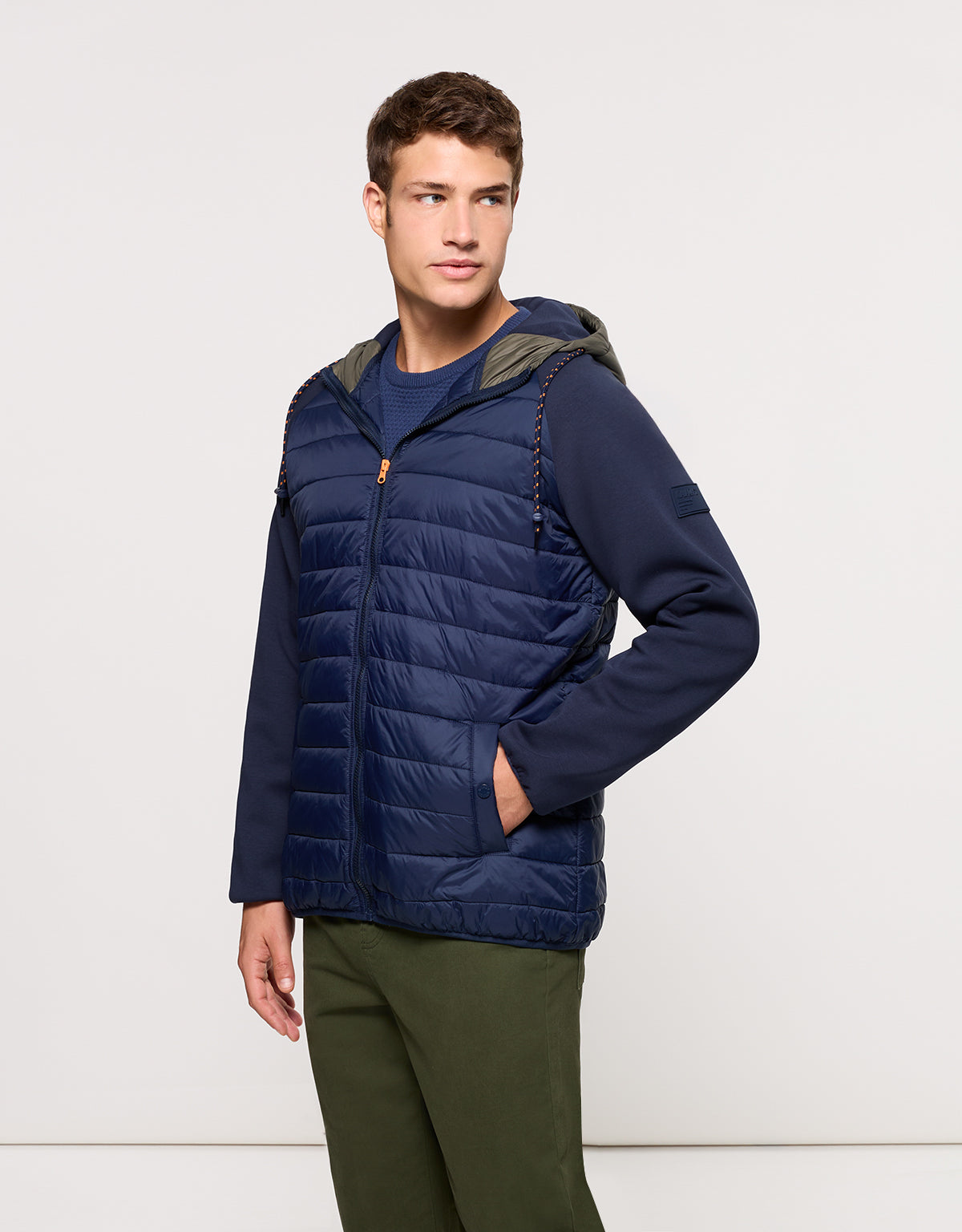 Chaqueta con Capucha Azul Marino - Nuni 3