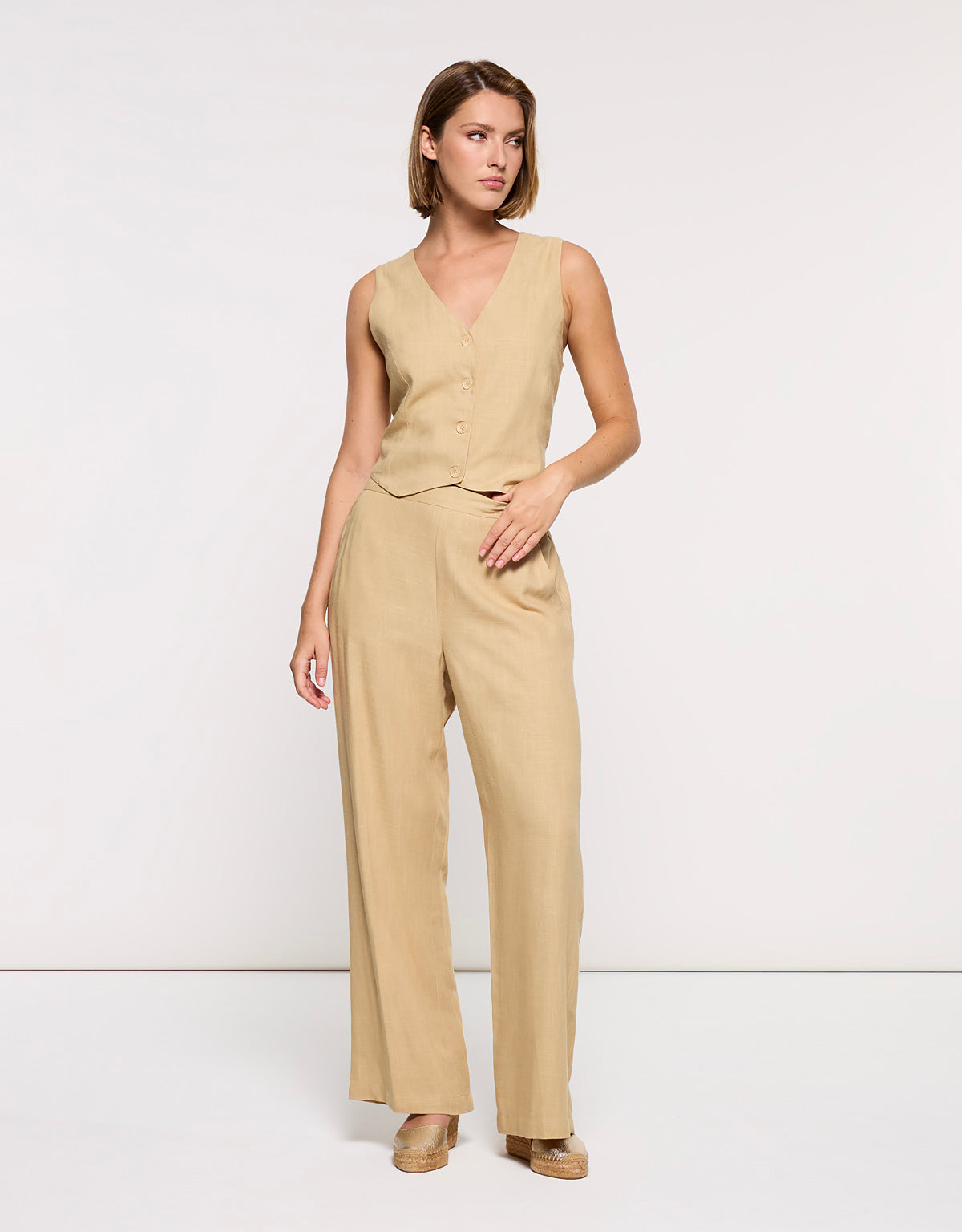 Beige Waistcoast - Moti