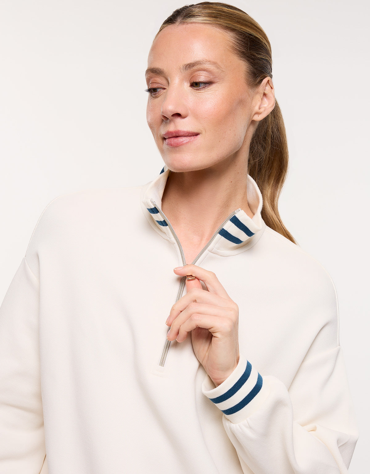 Sudadera de Punto Piqué Blanca - Tanami 2