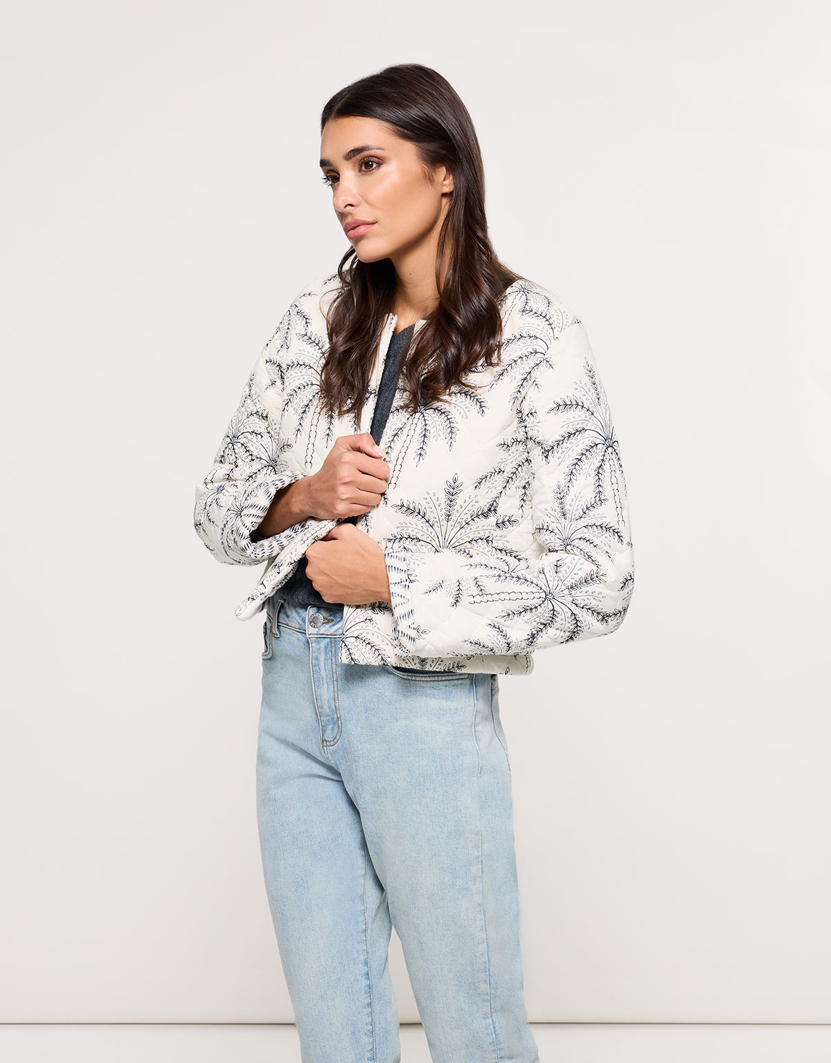 Chaqueta Blanca - Emberet 3