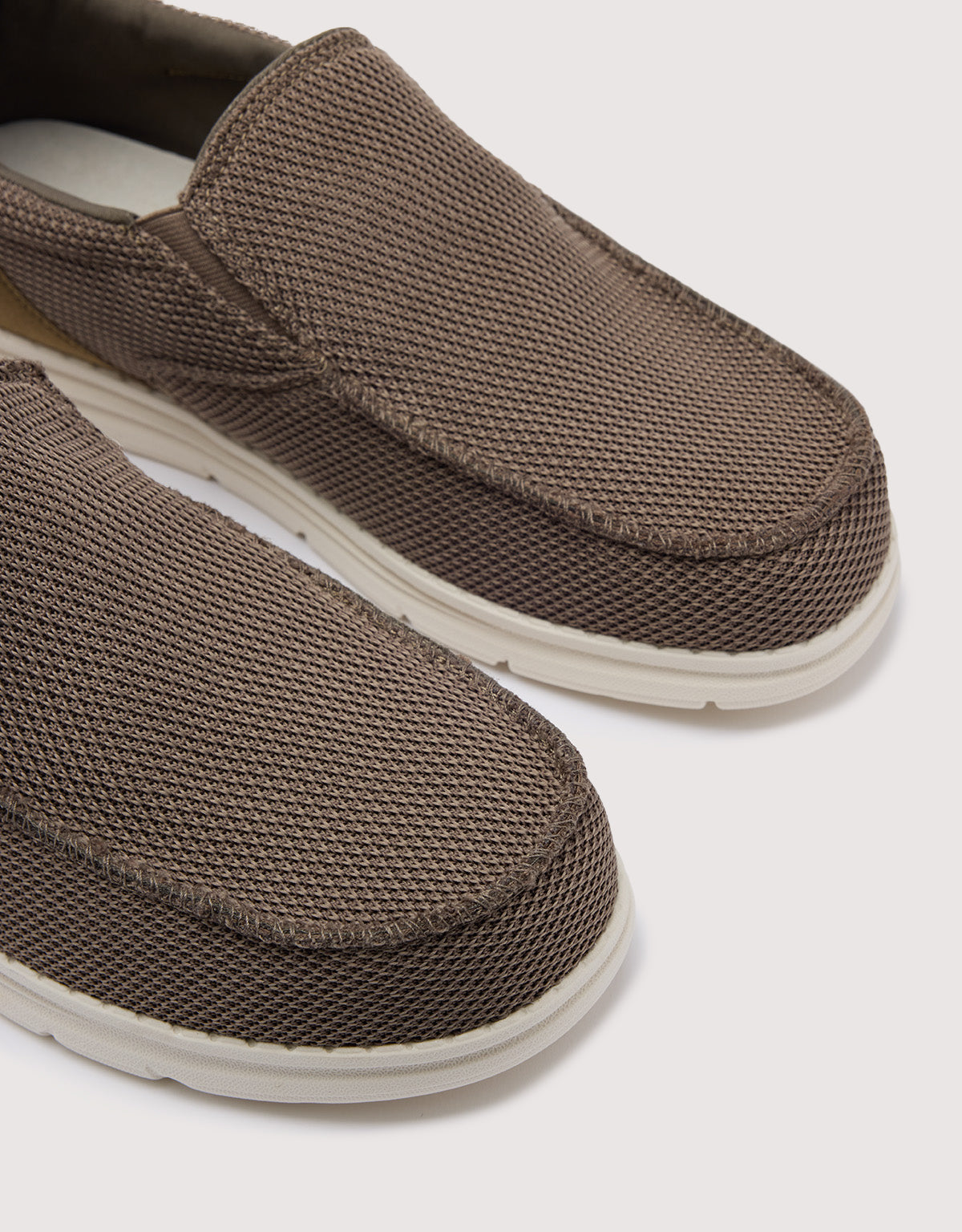 Zapato Casual Wallabee Marrón - Mondeo 3