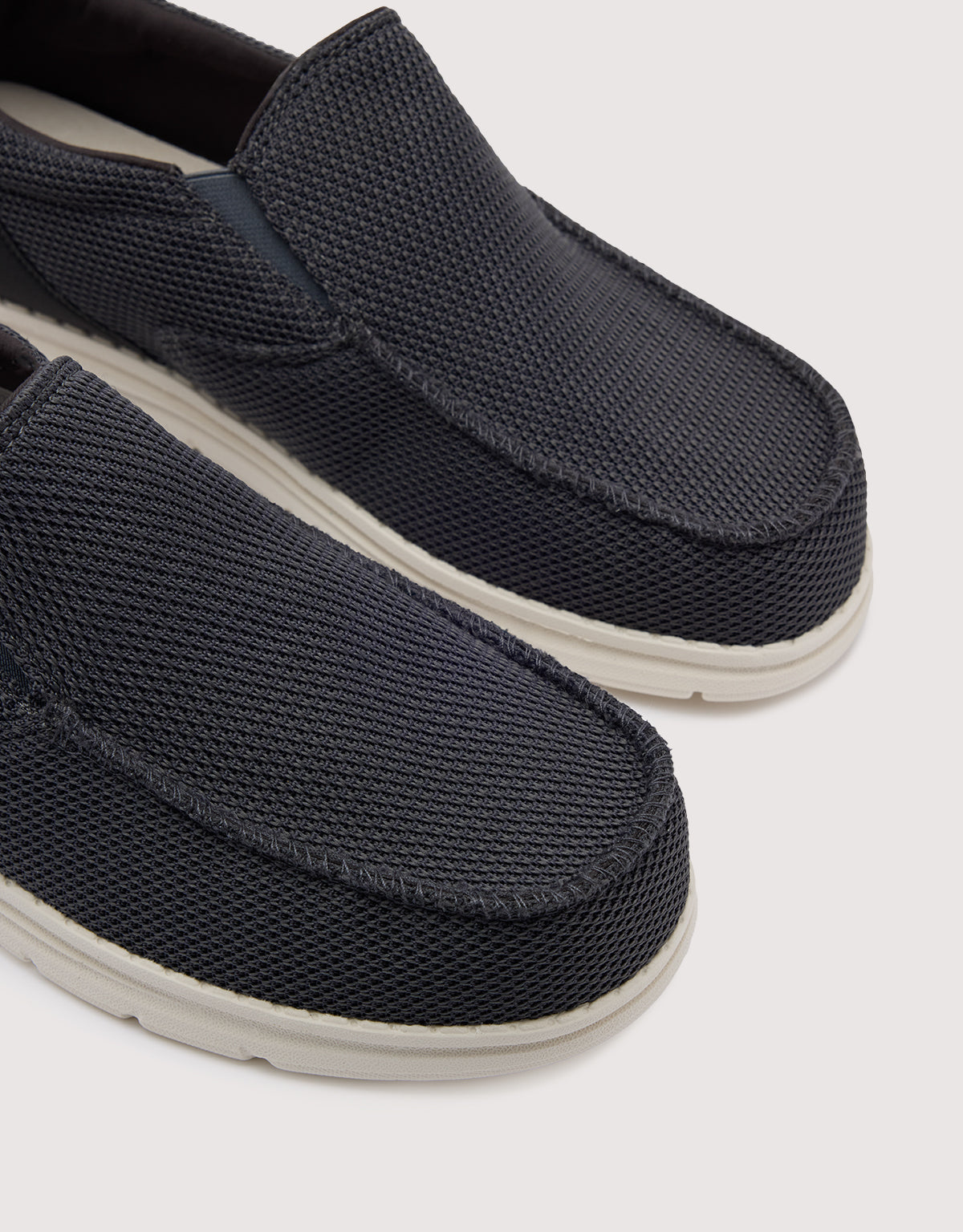 Zapato Casual Wallabee Gris - Mondeo 3