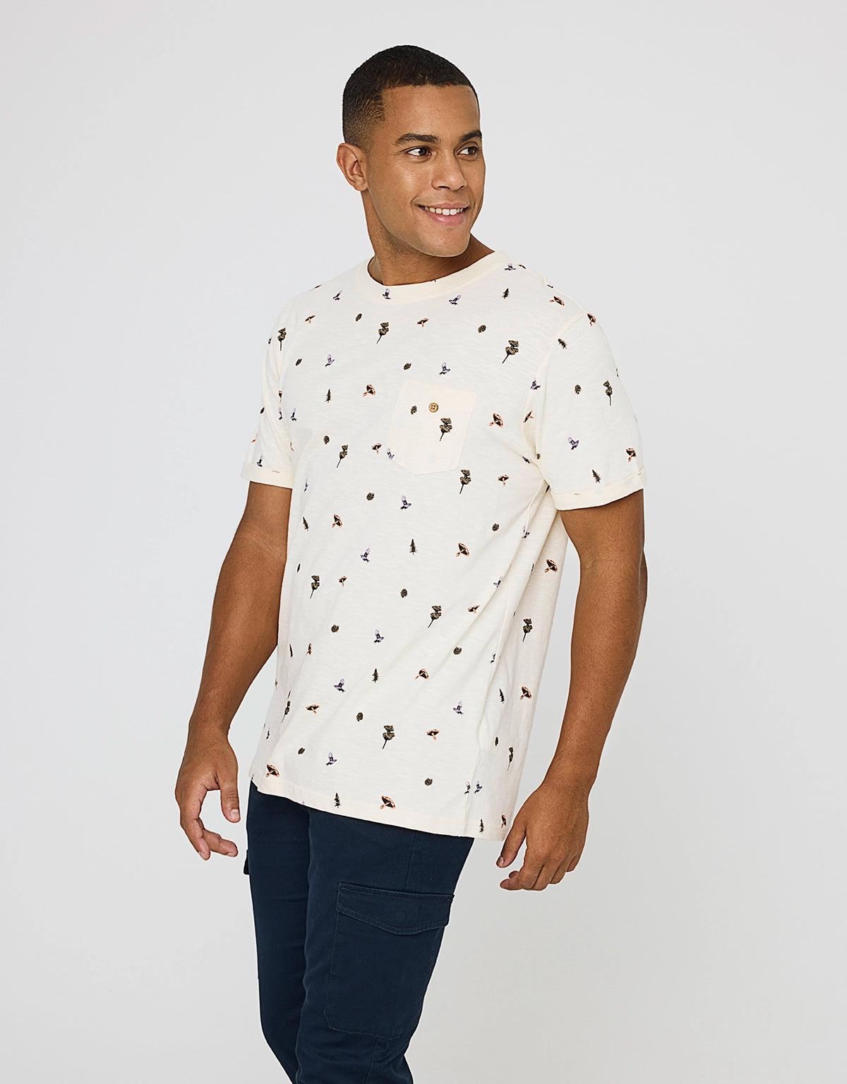 Camiseta Manga Corta Estampado - Birdmush 