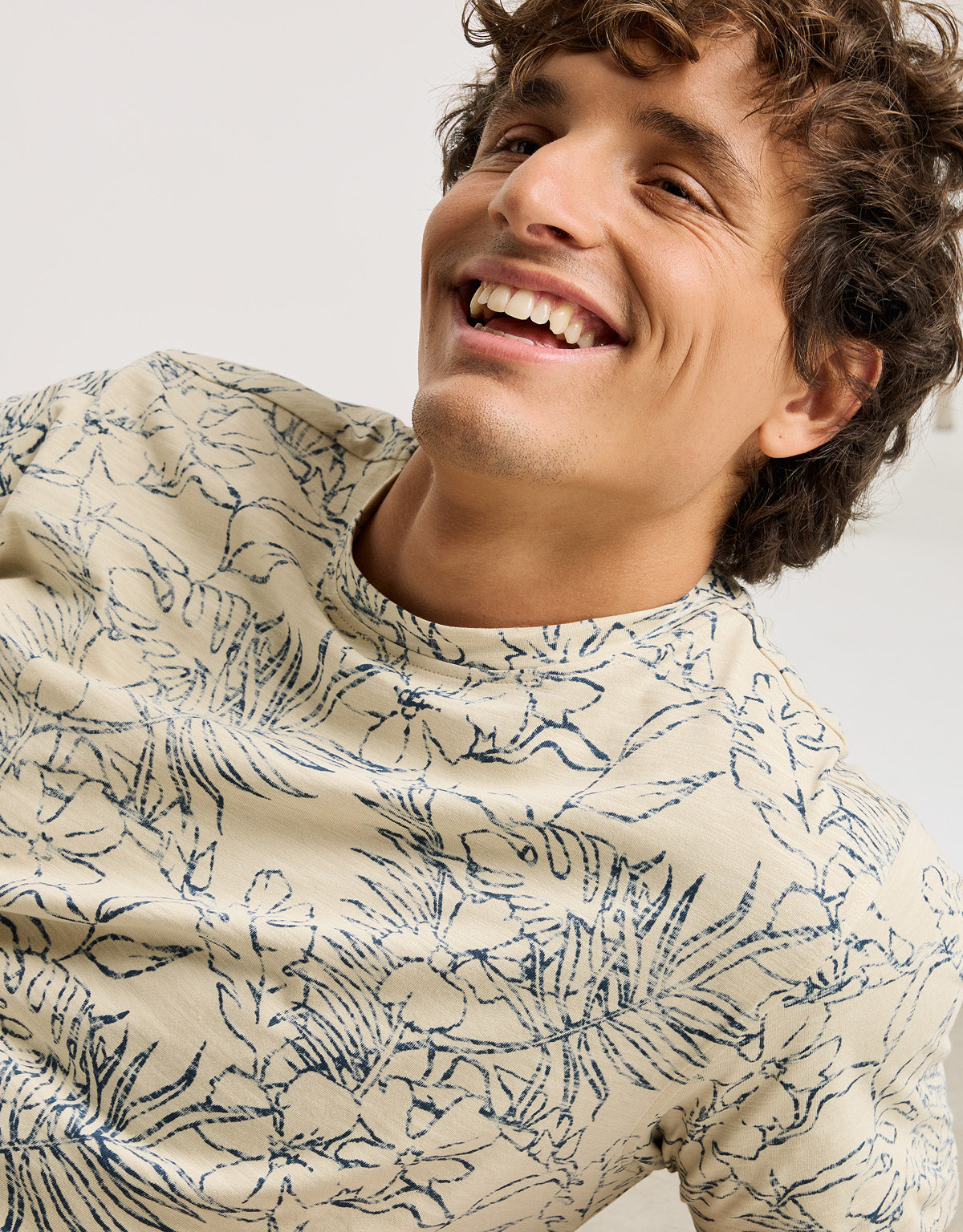 Camiseta Manga Corta Beige - Lago