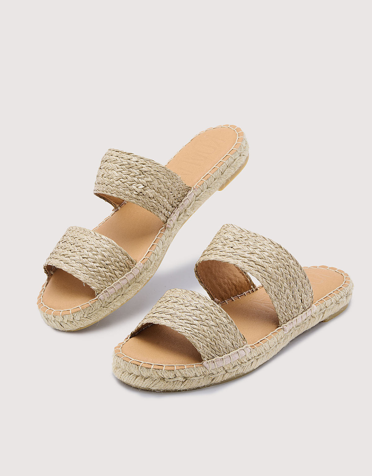 Natural Pala Sandal - Wonda