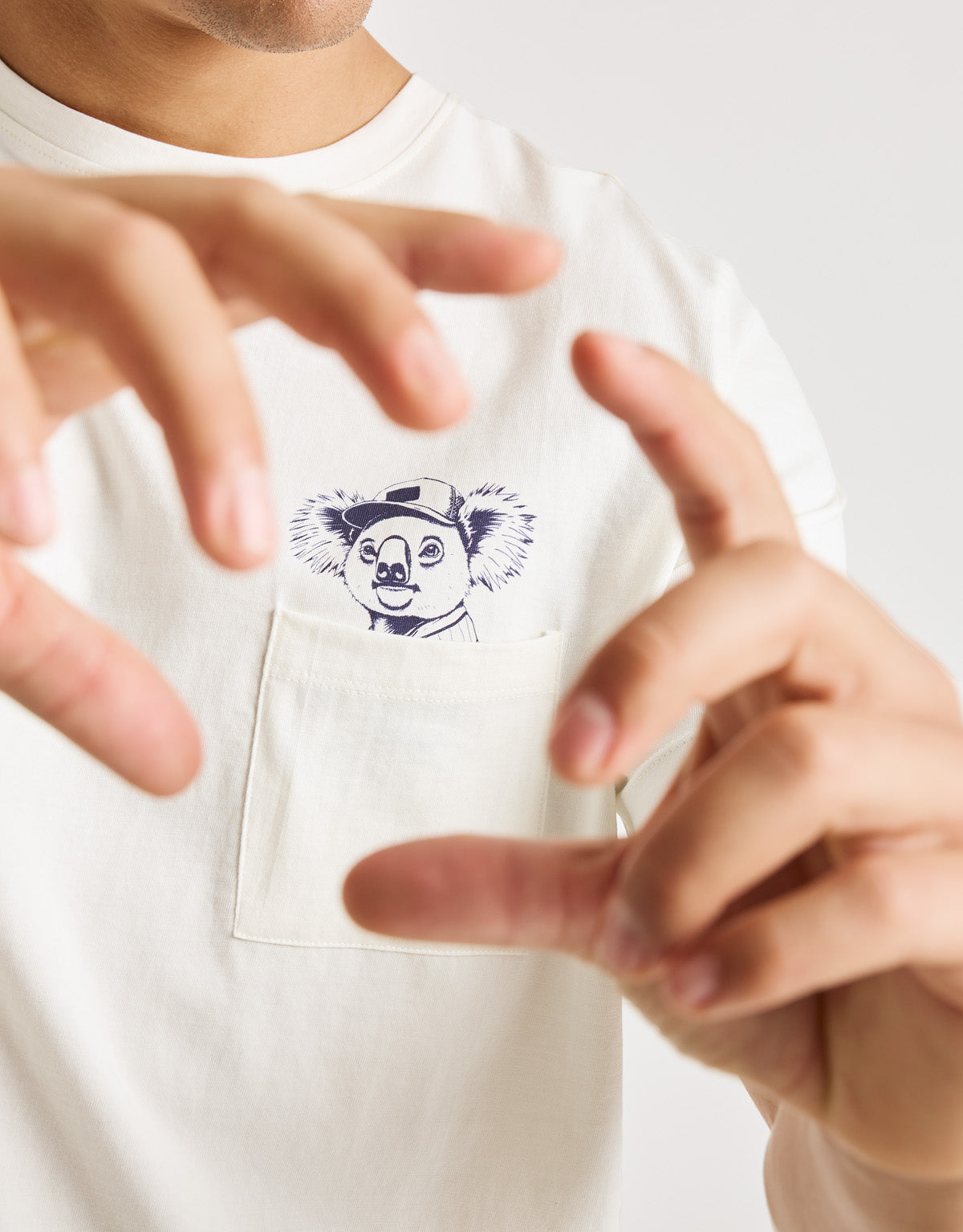 Off-White Kurzarm-T-Shirt – Kravitz