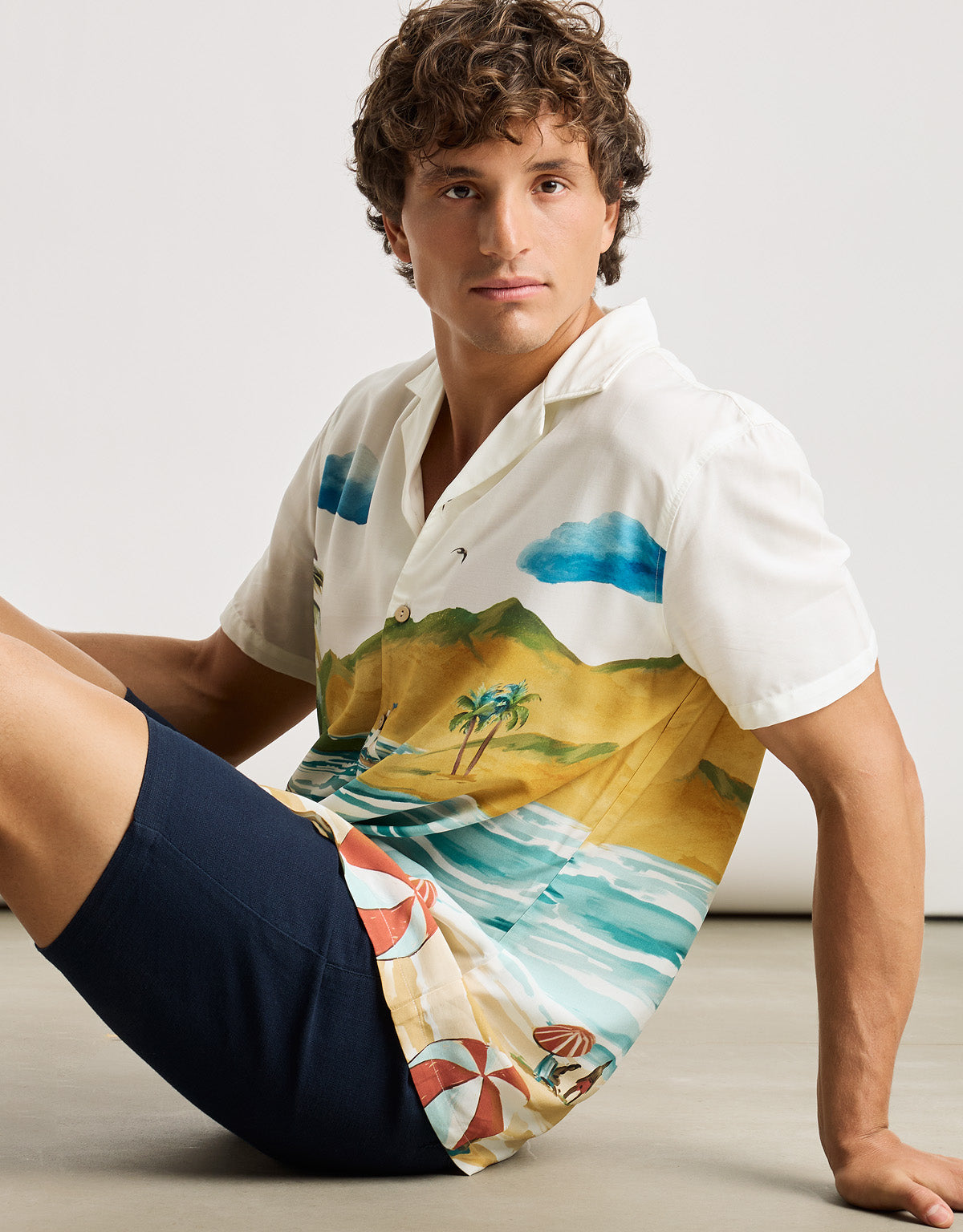 White Short-Sleeved Shirt - Landscape