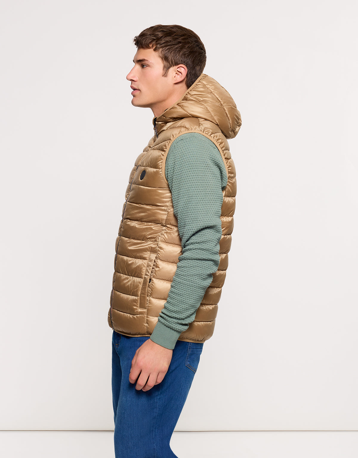 Chaleco Dorado con Capucha - Gisborne 4