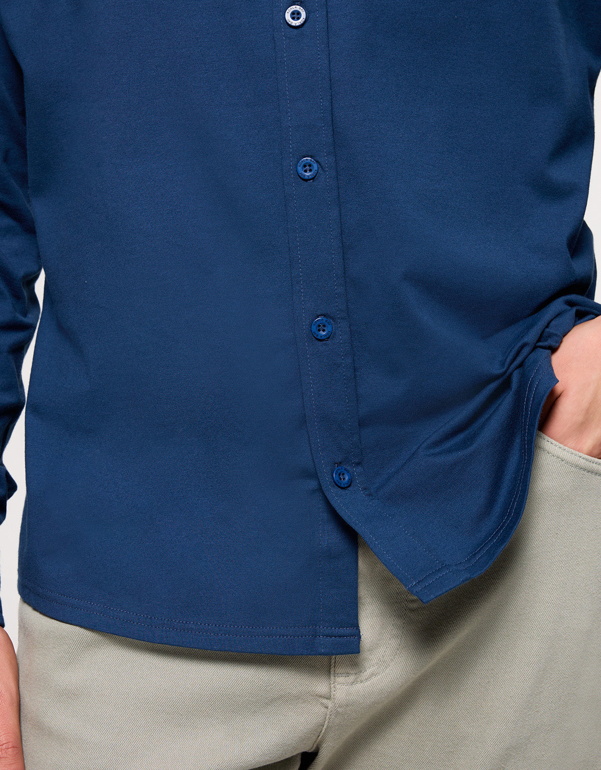 Langarmhemd in Marineblau – Niana