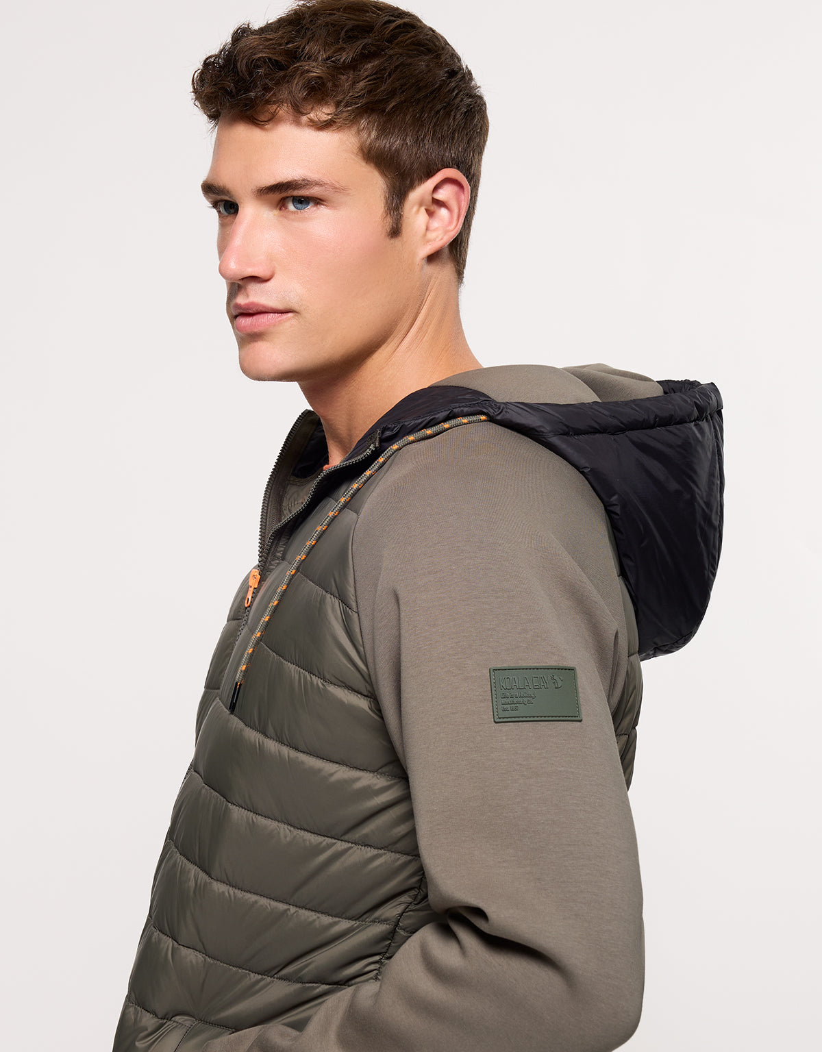 Chaqueta con Capucha Caqui - Nuni 6