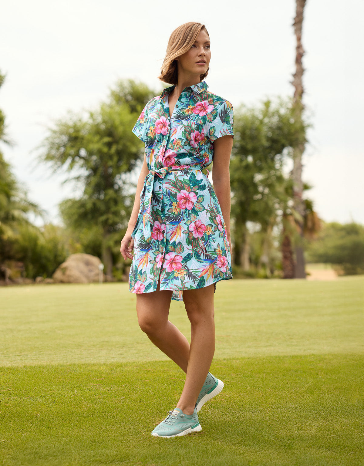 Kurzes Kleid Mehrfarbig – Orante