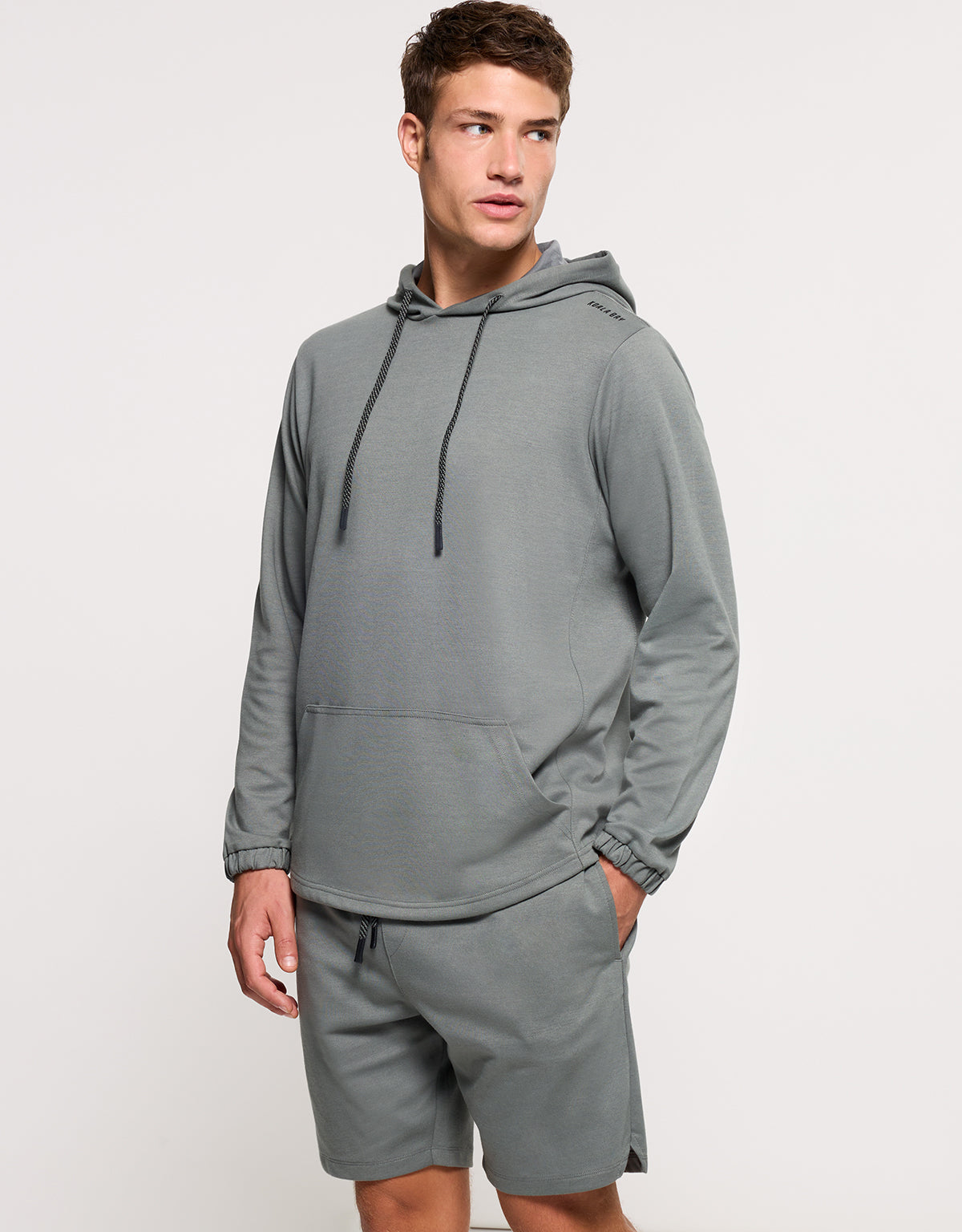 Bermuda Caqui - Post 7