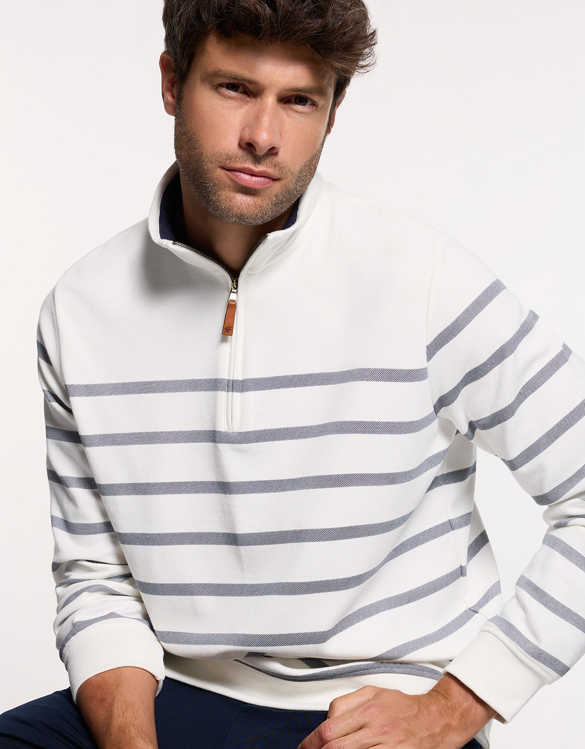 Sudadera Blanca a Rayas - Reach 2