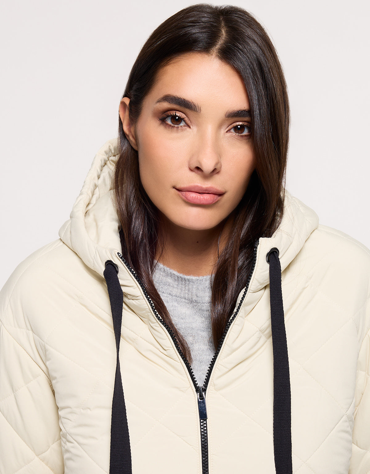 Chaqueta con Capucha Beige - Dumosa 4