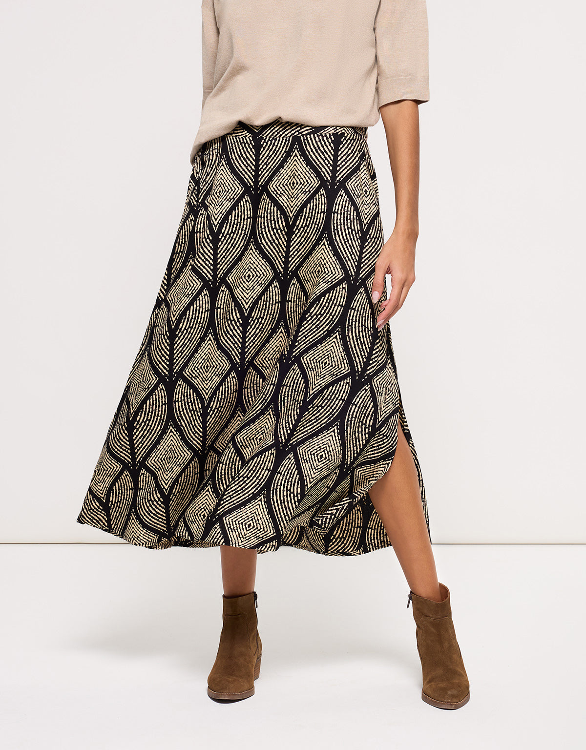 Falda Midi Negra - Sincual 7